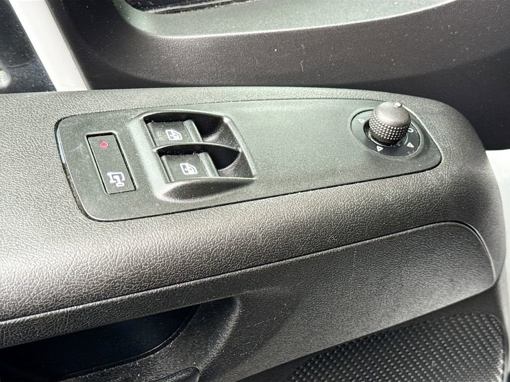 Used 2023 RAM ProMaster 2500 image 23