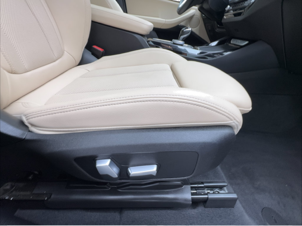 Used 2023 BMW X3 sDrive30i w/ Convenience Package RWD image 34