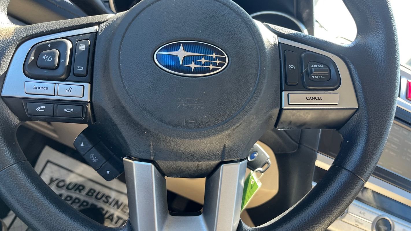 Used 2017 Subaru Outback 2.5i AWD/4WD image 15