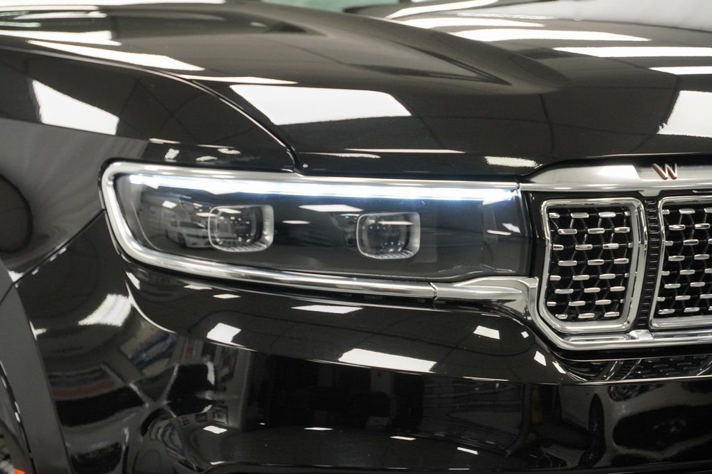 Certified 2024 Jeep Grand Wagoneer Series III w/ Rear Seat Video Group 1 image 6