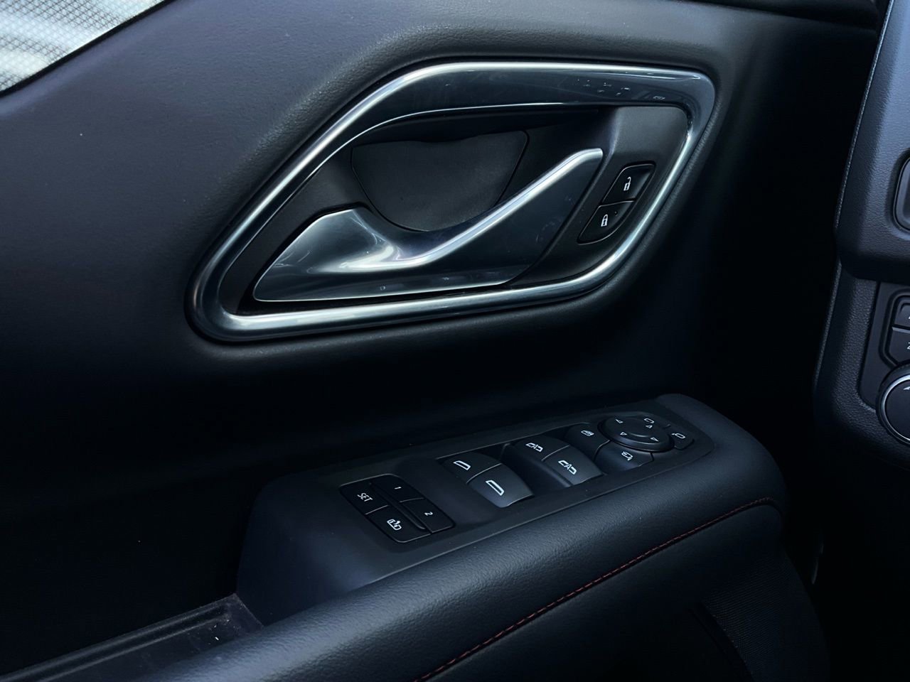 Used 2023 Chevrolet Tahoe RST w/ RST Performance Edition image 21