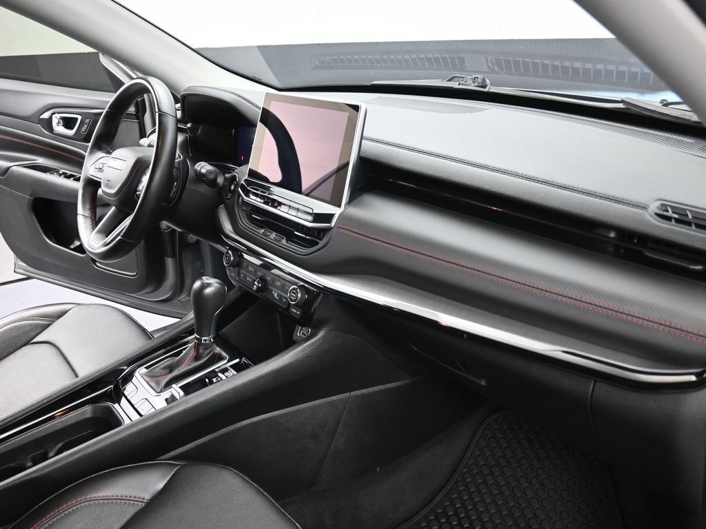 Used 2022 Jeep Compass Trailhawk w/ Trailhawk Elite Group image 26