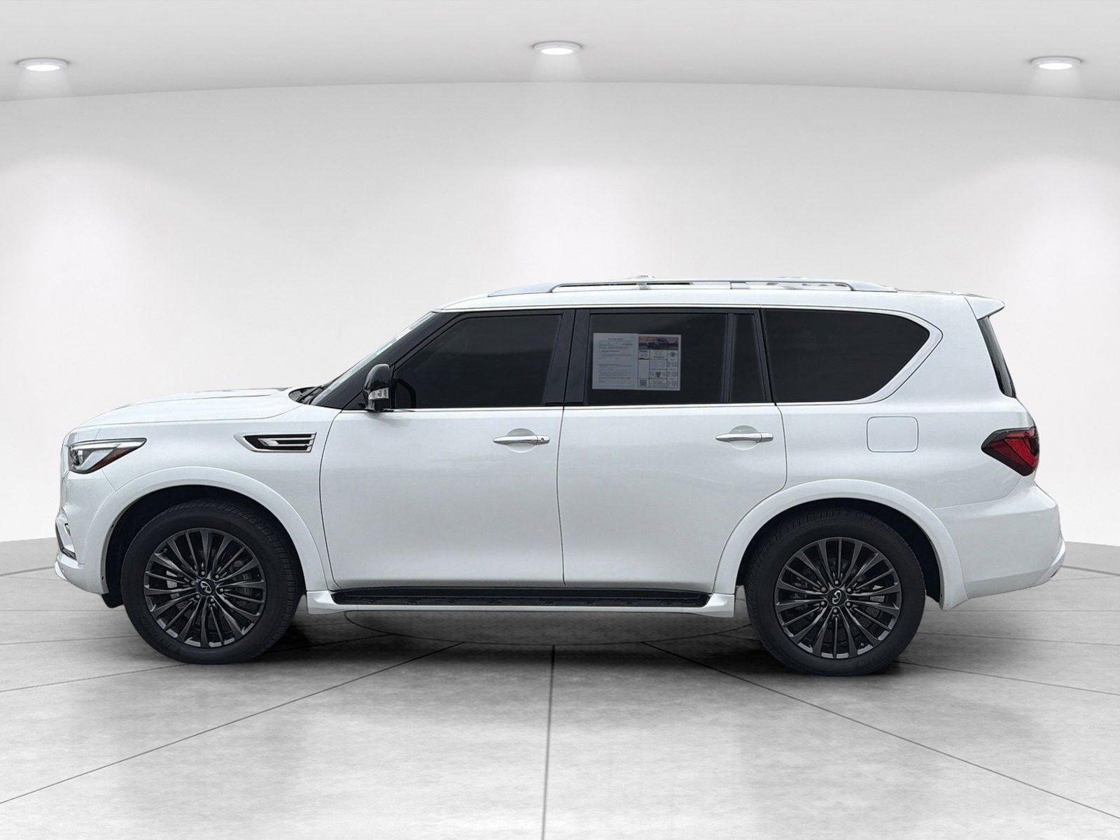 Used 2022 INFINITI QX80 Premium Select w/ Cargo Package AWD/4WD image 7