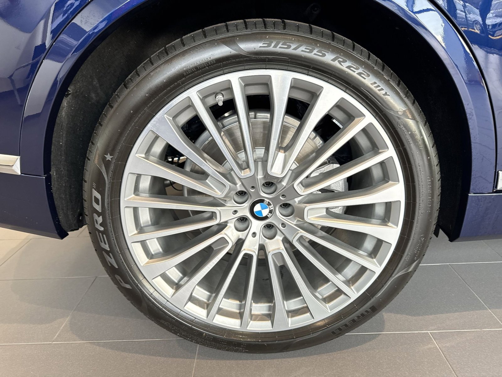 New 2026 BMW X7 xDrive40i image 30