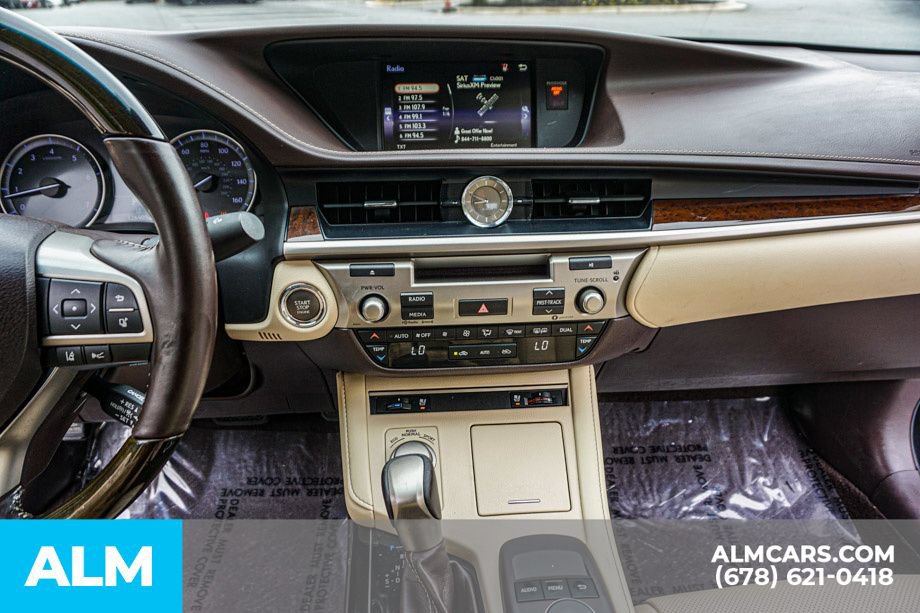 Used 2017 Lexus ES 350 w/ Premium Package FWD image 40