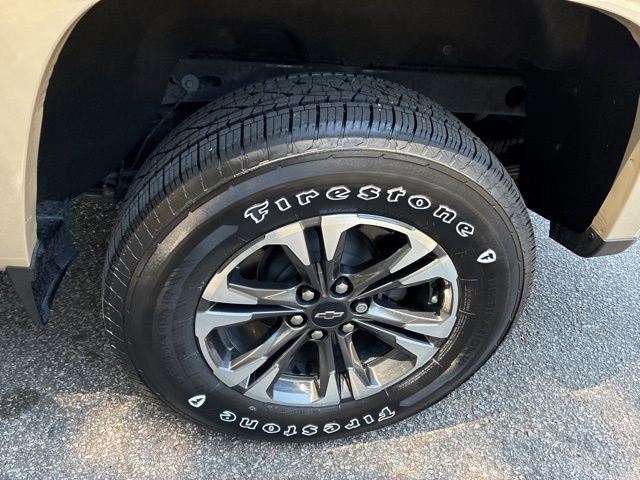 Used 2022 Chevrolet Colorado Z71 AWD/4WD image 12