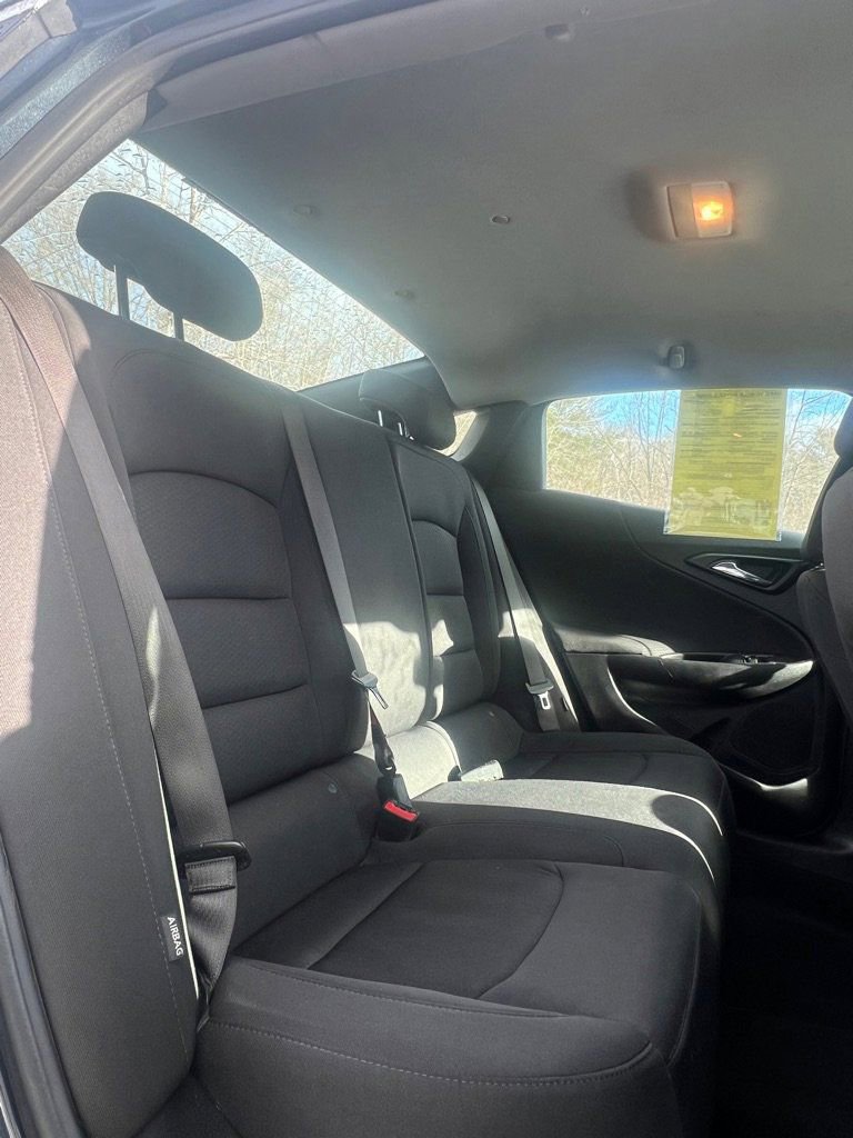 Used 2021 Chevrolet Malibu RS image 27