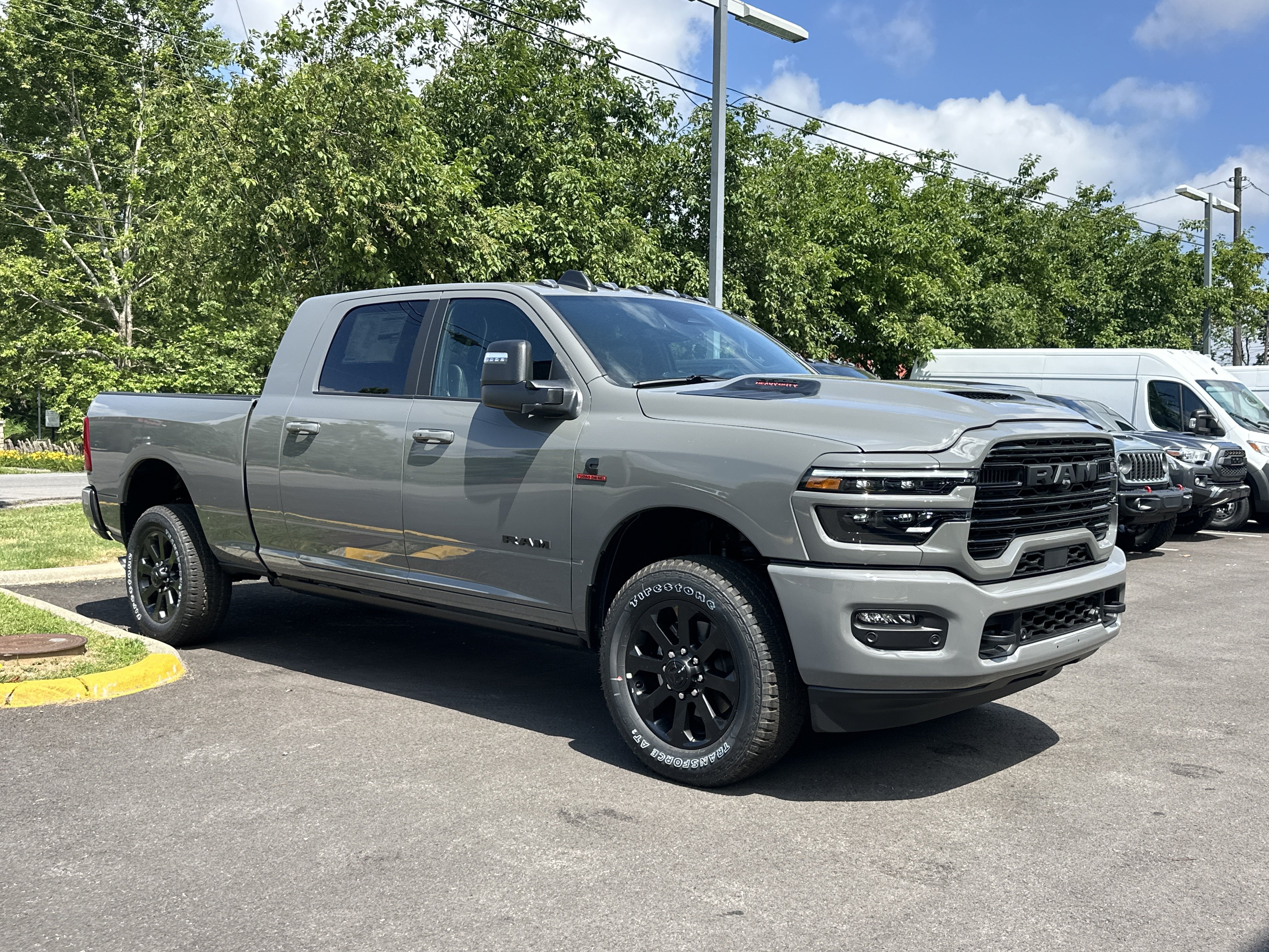 New 2026 RAM 2500 Laramie AWD/4WD image 23