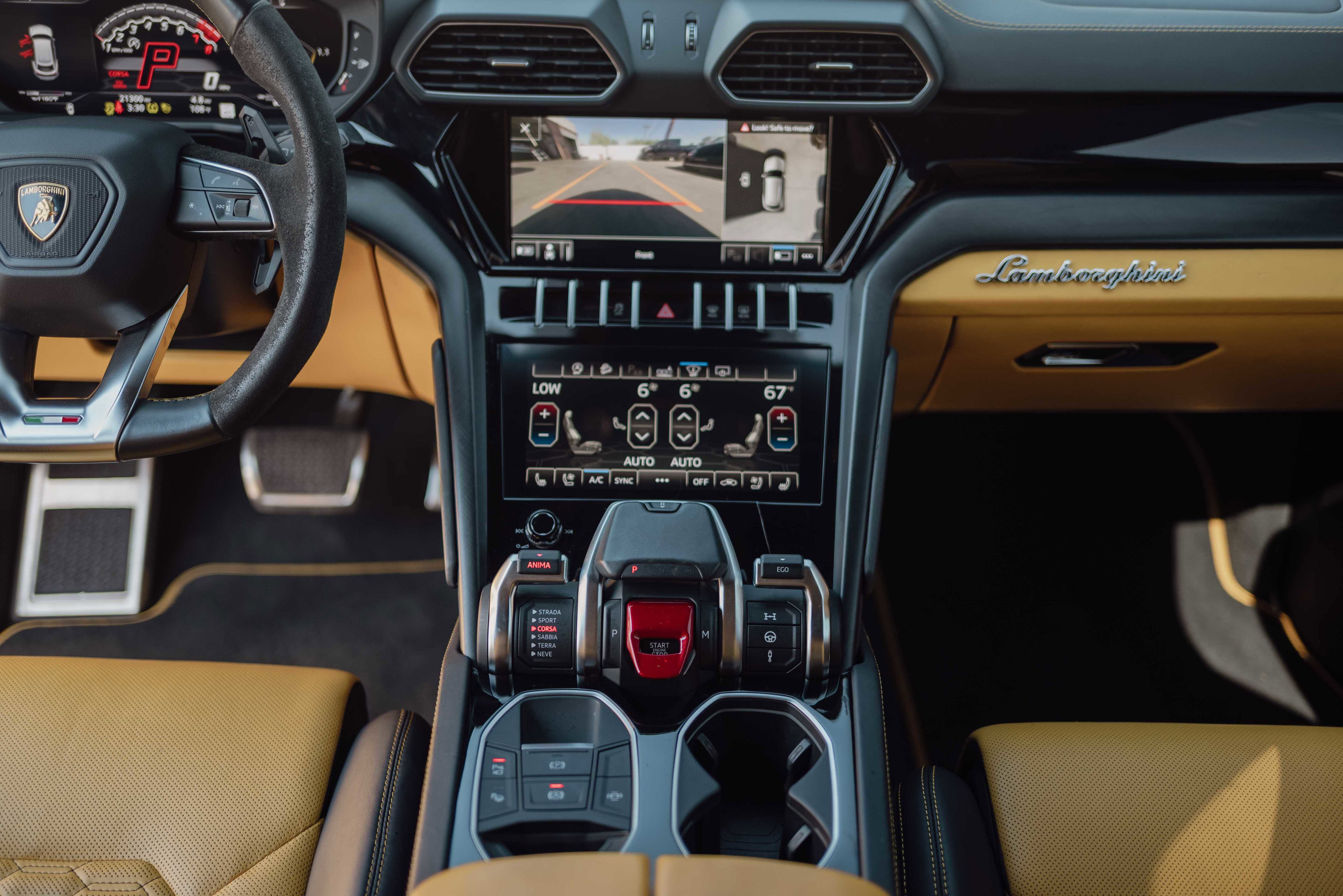 Used 2021 Lamborghini Urus AWD/4WD image 10