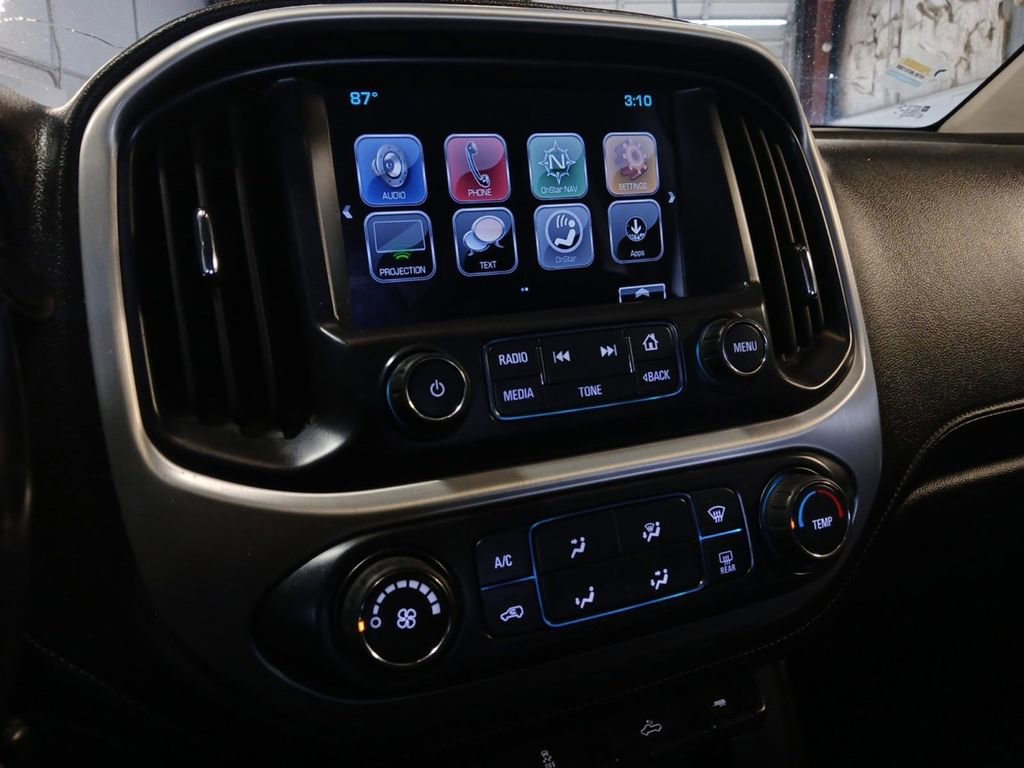 Used 2017 GMC Canyon SLE image 20