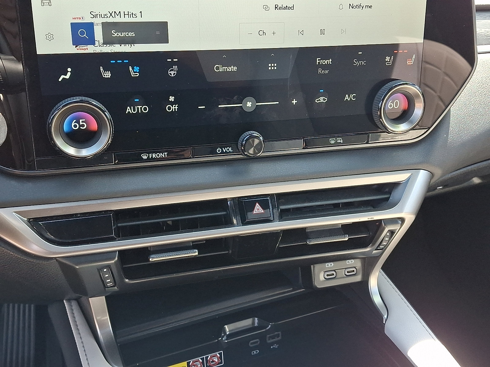 Certified 2023 Lexus RX 350 Premium w/ Accessory Package AWD/4WD image 17