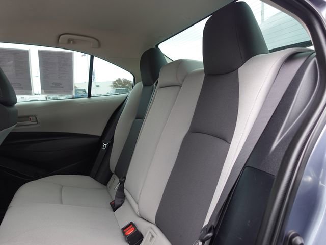 Certified 2022 Toyota Corolla LE FWD image 28