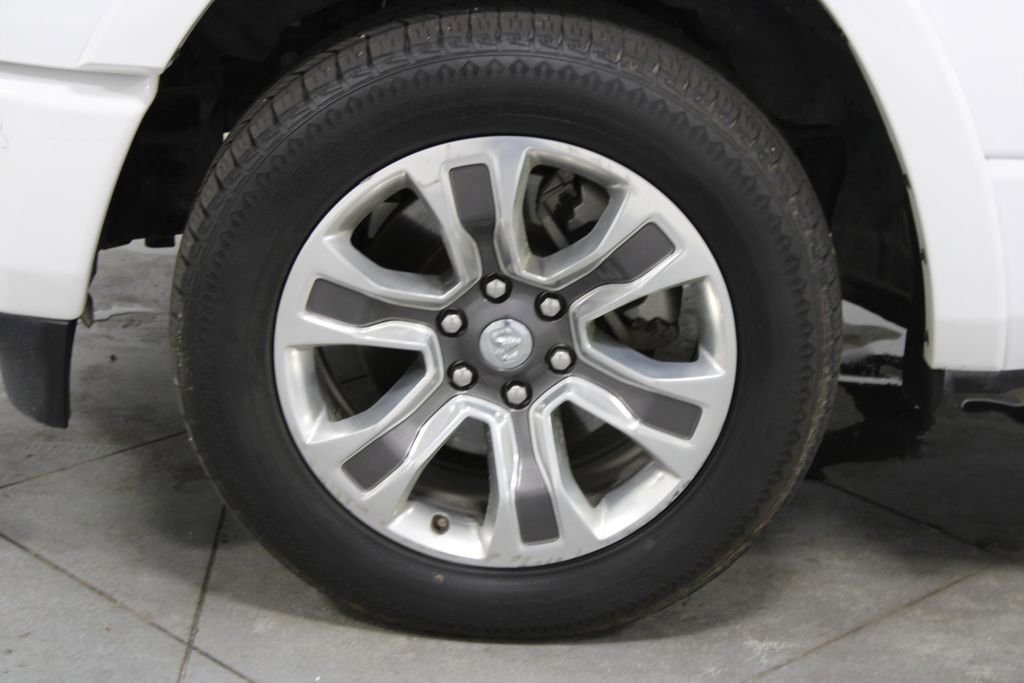 Used 2023 RAM 1500 Limited w/ Body Color Bumper Group image 21