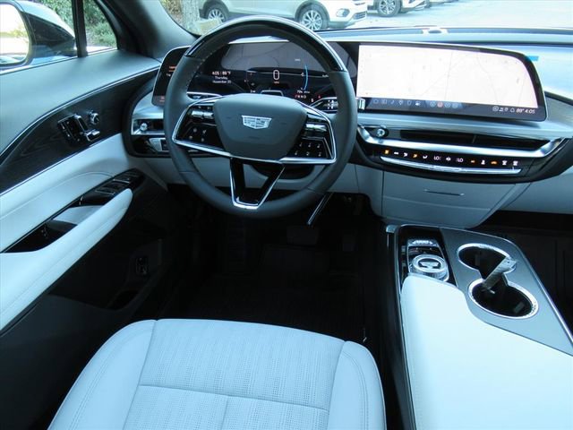 New 2026 Cadillac Lyriq Sport image 13