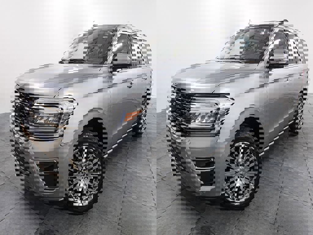 Used 2024 Ford Expedition Limited image 3