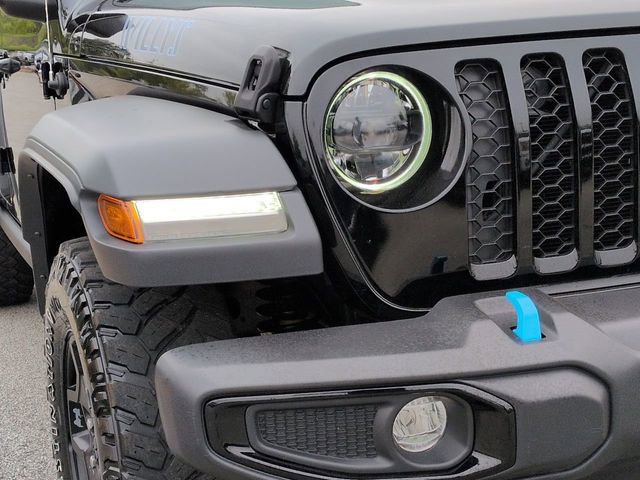Certified 2023 Jeep Wrangler Unlimited w/ Cold Weather Group AWD/4WD image 11
