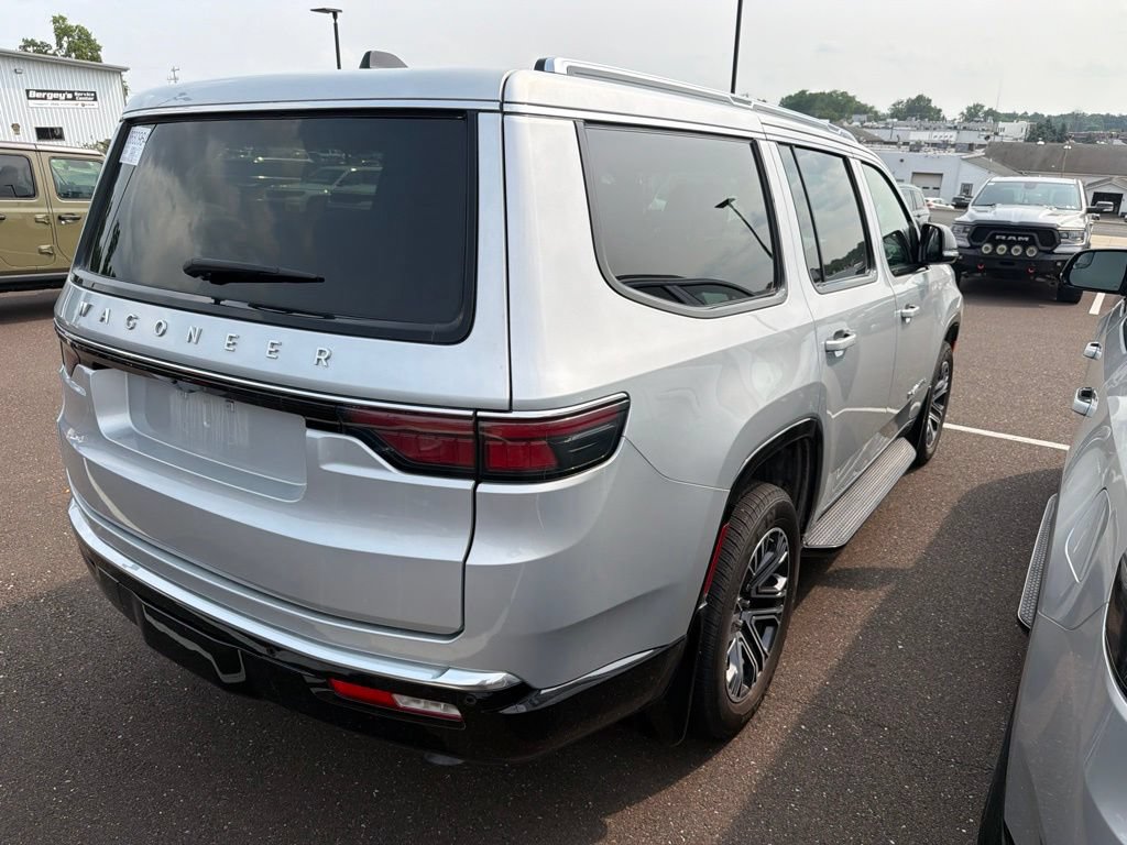Used 2025 Jeep Wagoneer 4WD w/ Mopar Step-Up Package image 2