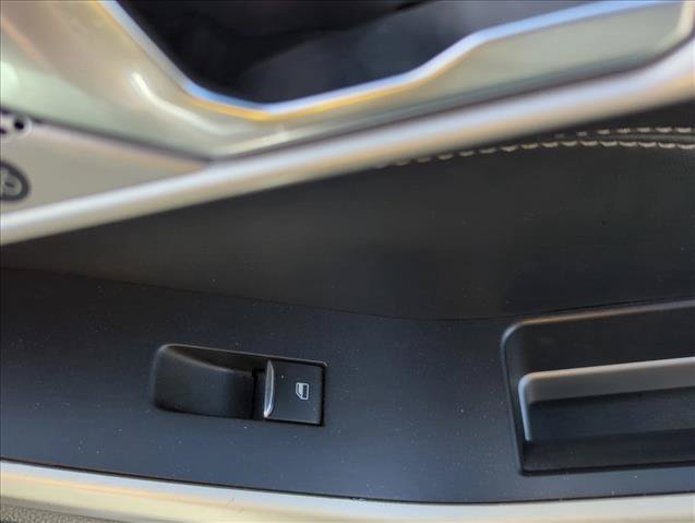 Used 2022 Ford Explorer Limited RWD image 30