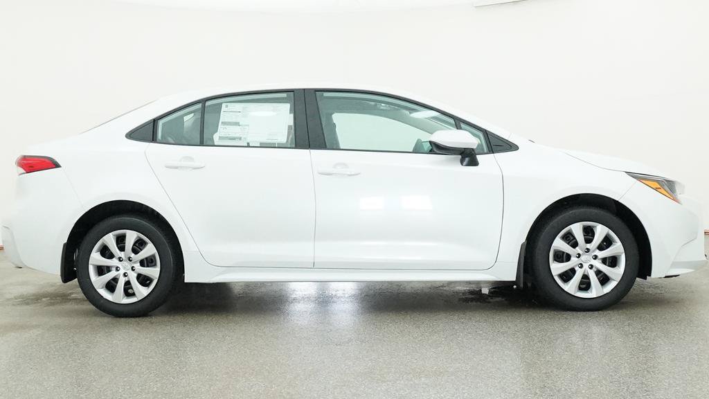 New 2026 Toyota Corolla LE FWD image 30