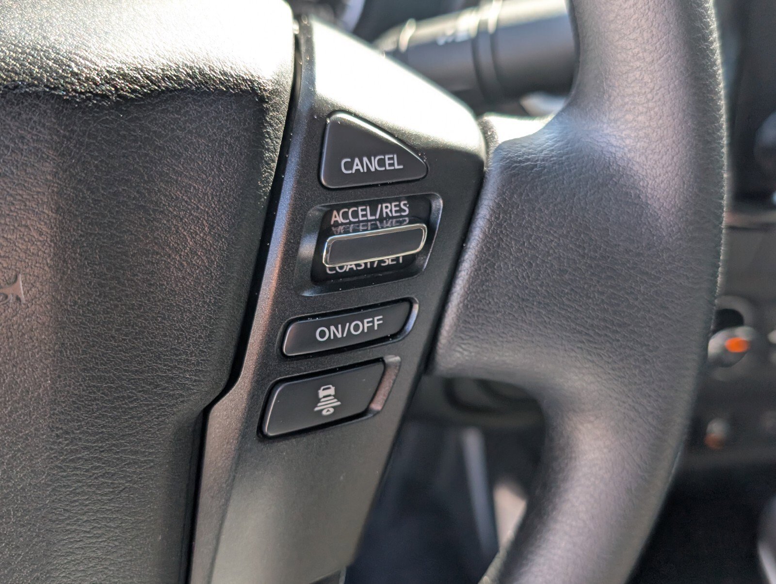 Certified 2024 Nissan Frontier SV w/ Technology Package image 27