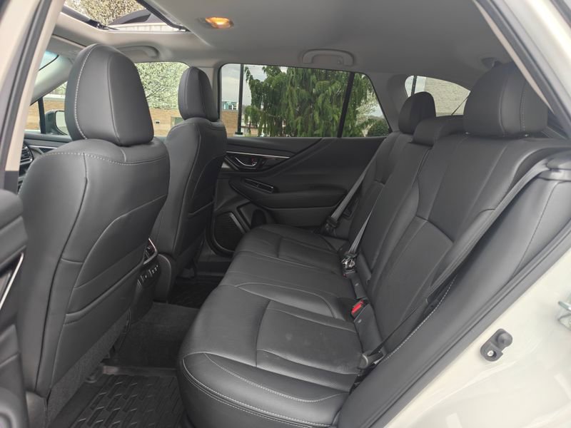Used 2022 Subaru Outback Limited AWD/4WD image 21