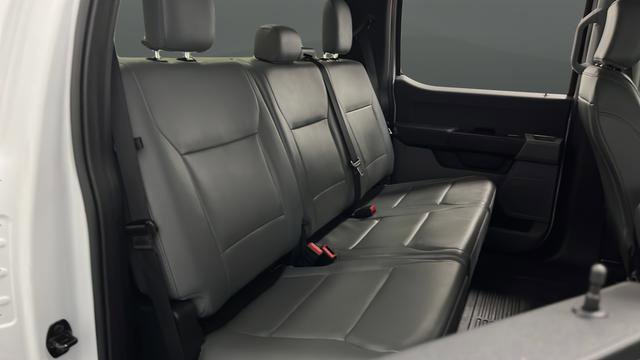 Used 2023 Ford F250 XL w/ Snow Plow/Camper Package AWD/4WD image 23