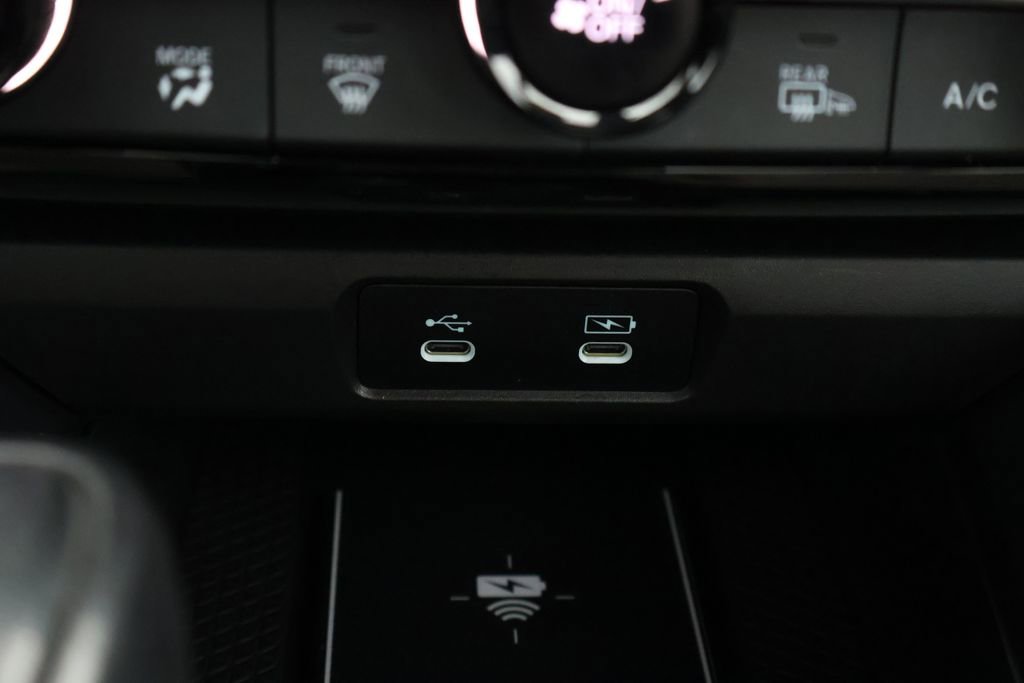 Used 2023 Honda Accord Touring image 23