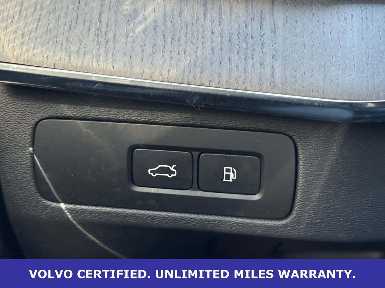 Certified 2023 Volvo XC90 T8 Ultimate w/ Protection Package Premier AWD/4WD image 19