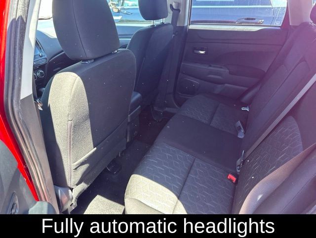 Used 2024 Mitsubishi Outlander Sport LE AWD/4WD image 13