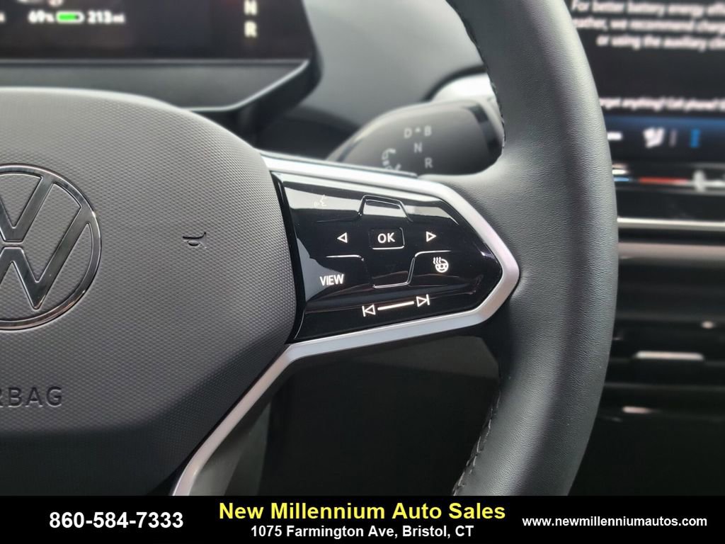 Used 2024 Volkswagen ID.4 Pro S AWD/4WD image 26