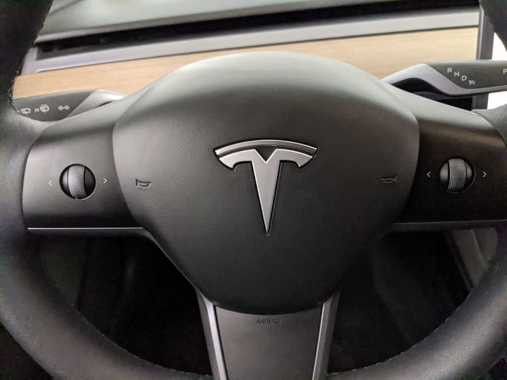 Used 2023 Tesla Model 3 Standard Range image 10