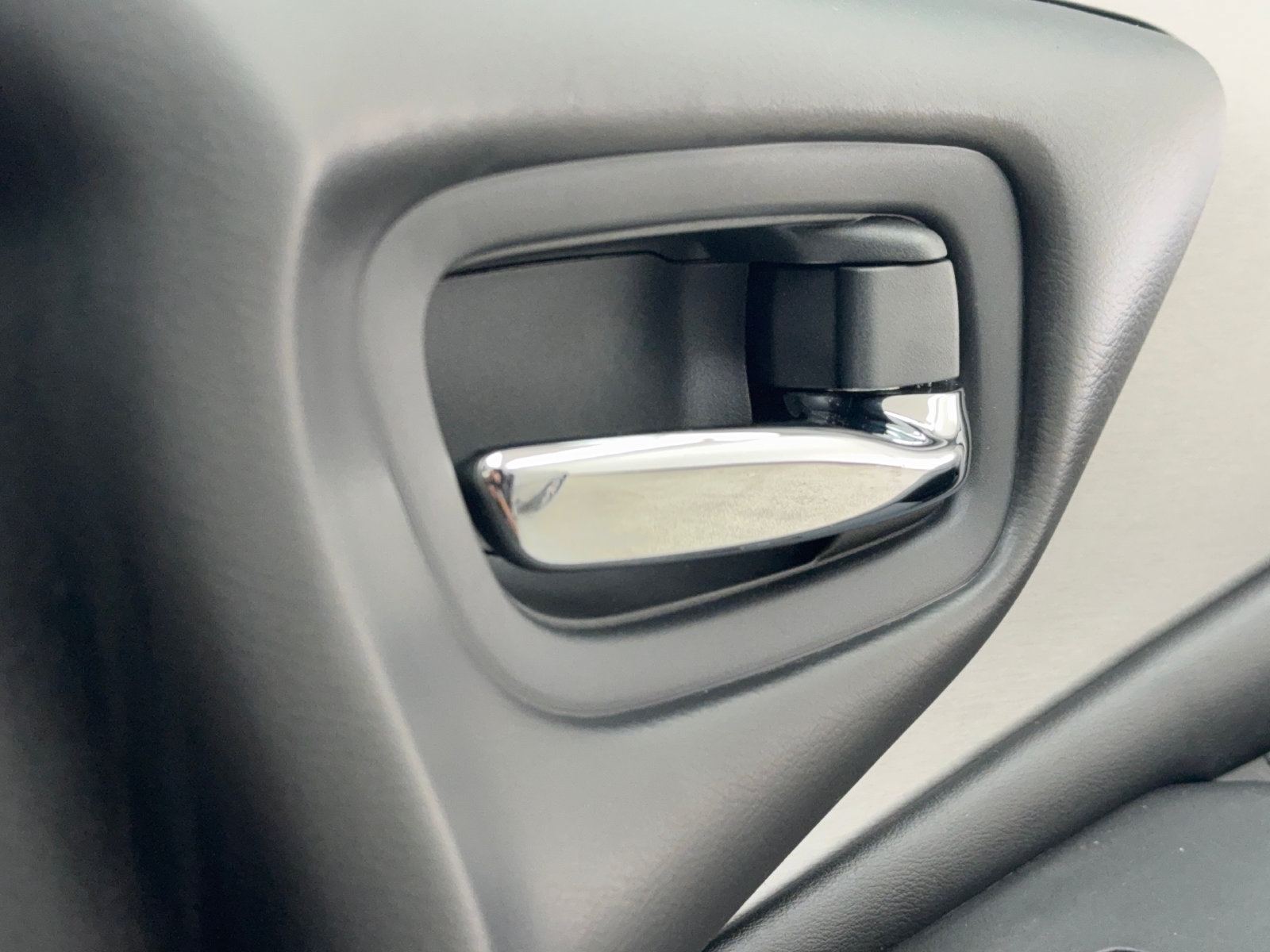 Used 2019 Nissan Murano S AWD/4WD image 46