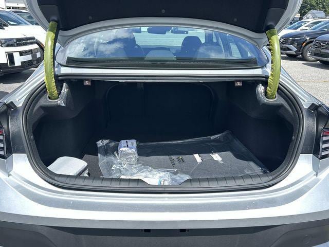 New 2026 Hyundai Sonata Blue FWD image 4
