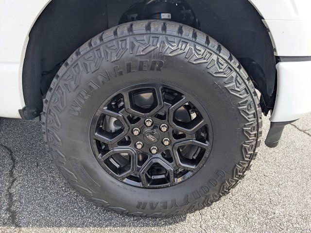 Used 2025 Ford F150 XLT w/ Equipment Group 302A MID AWD/4WD image 11
