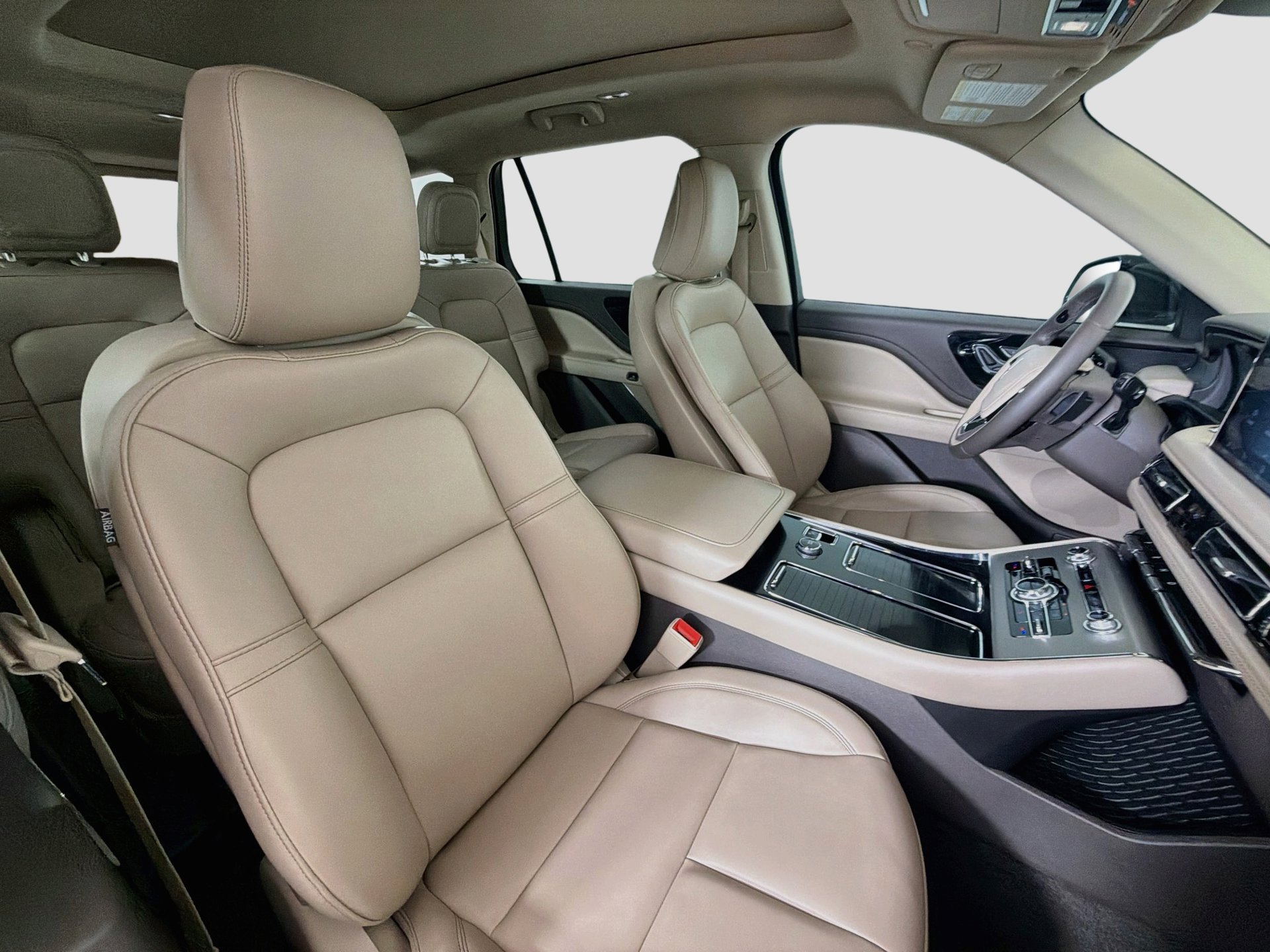 Used 2023 Lincoln Aviator 2WD w/ Premium Package image 15