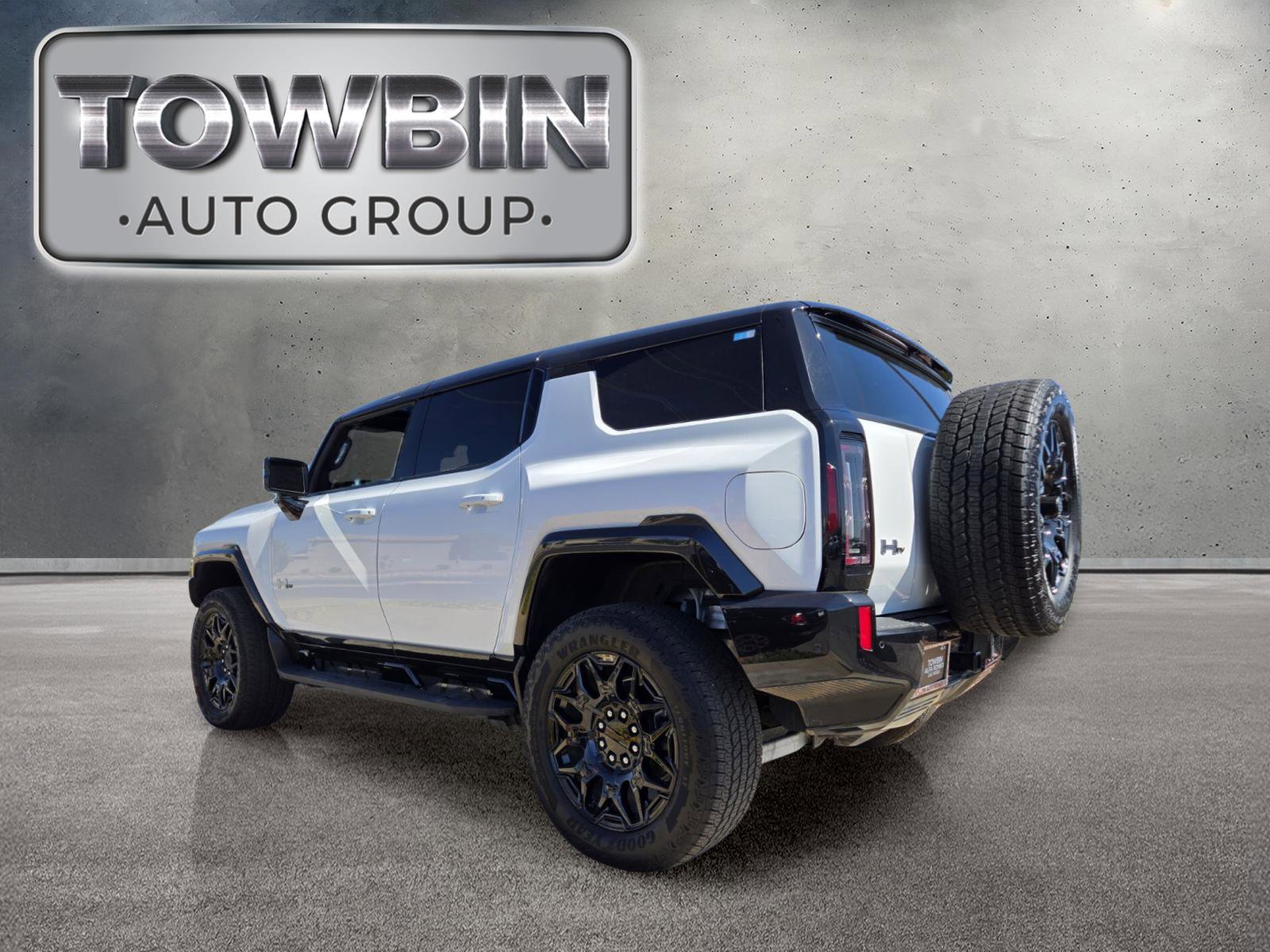 Used 2025 GMC Hummer EV 2X AWD/4WD image 6