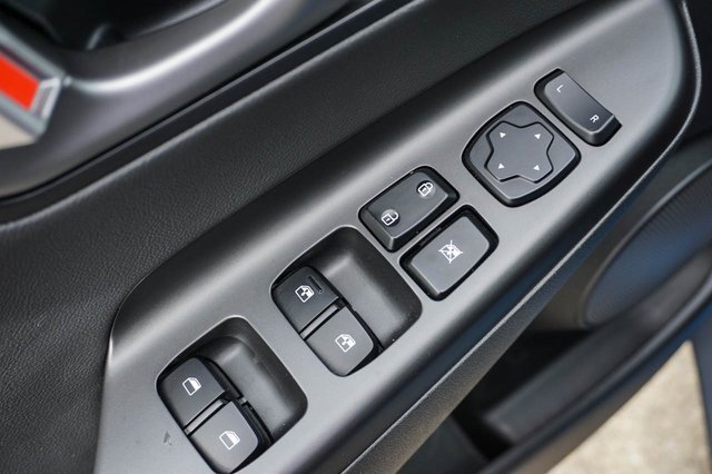 Used 2019 Hyundai Kona Ultimate image 12