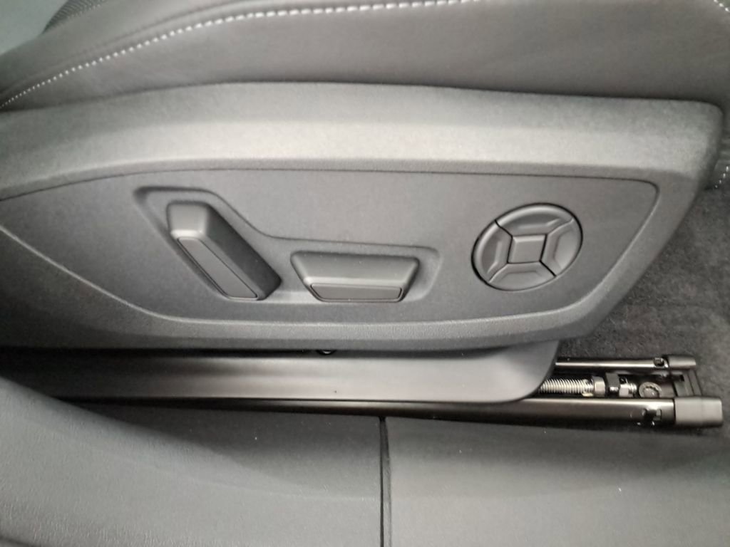 New 2025 Audi A5 2.0T Prestige image 24