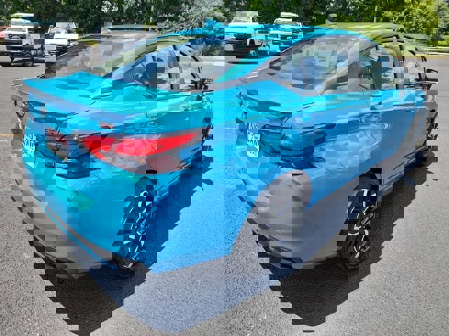 New 2025 Nissan Versa SR w/ Trunk Package image 5