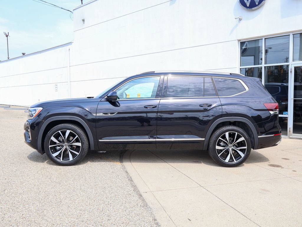 New 2026 Volkswagen Atlas SEL Premium R-Line AWD/4WD image 2