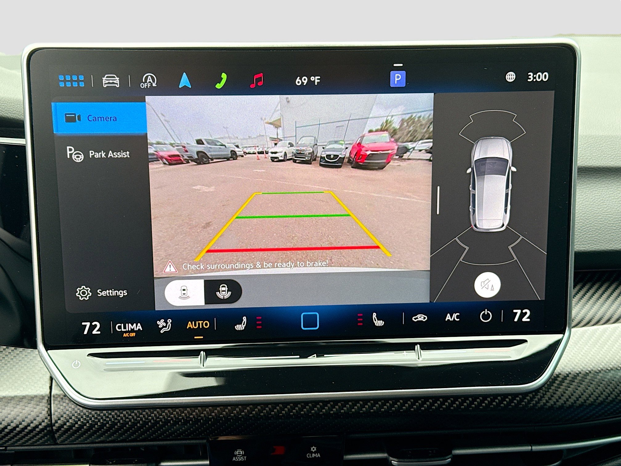 Used 2025 Volkswagen Golf R Black Edition w/ Euro Stye Package image 32