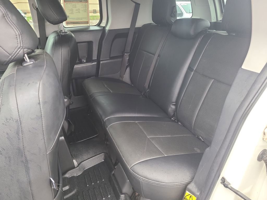 Used 2012 Toyota FJ Cruiser 4WD image 35
