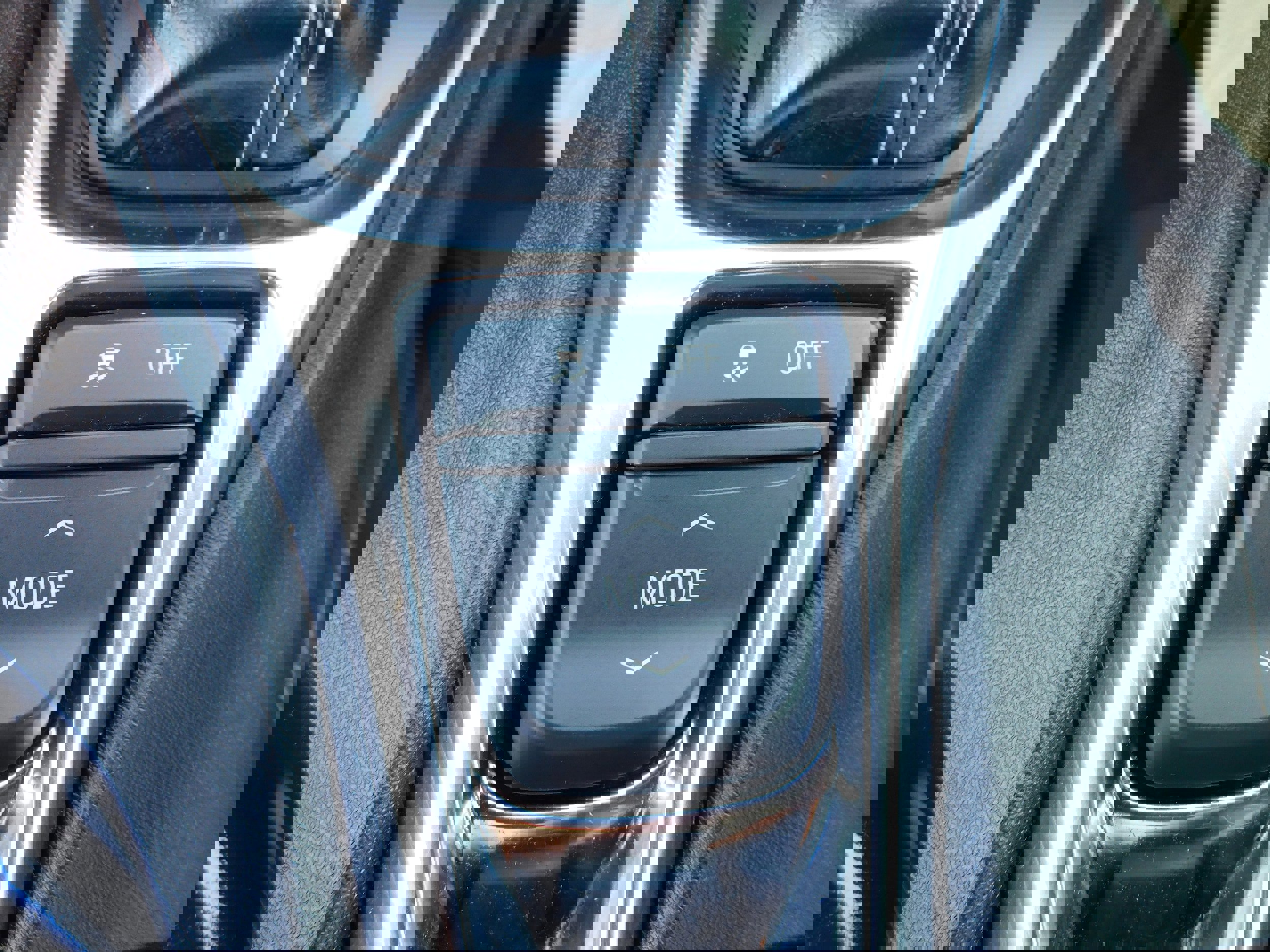 Used 2018 Chevrolet Camaro LT w/ RS Package image 15