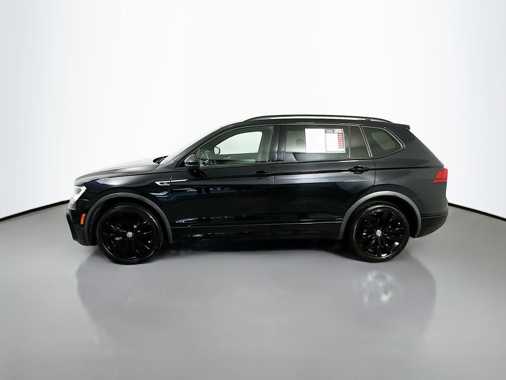 Used 2021 Volkswagen Tiguan SE R-Line image 5