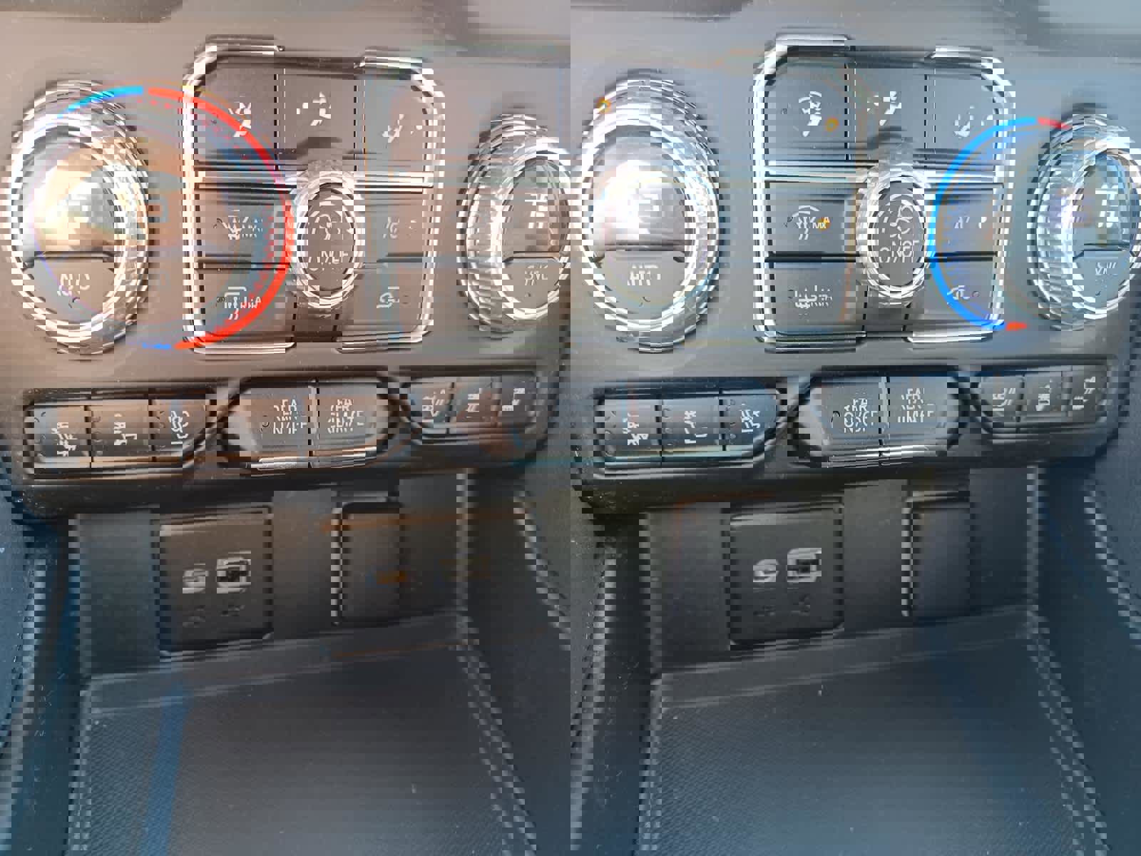 Used 2023 GMC Yukon XL SLT image 15