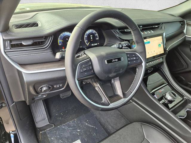 New 2026 Jeep Grand Cherokee Altitude AWD/4WD image 3