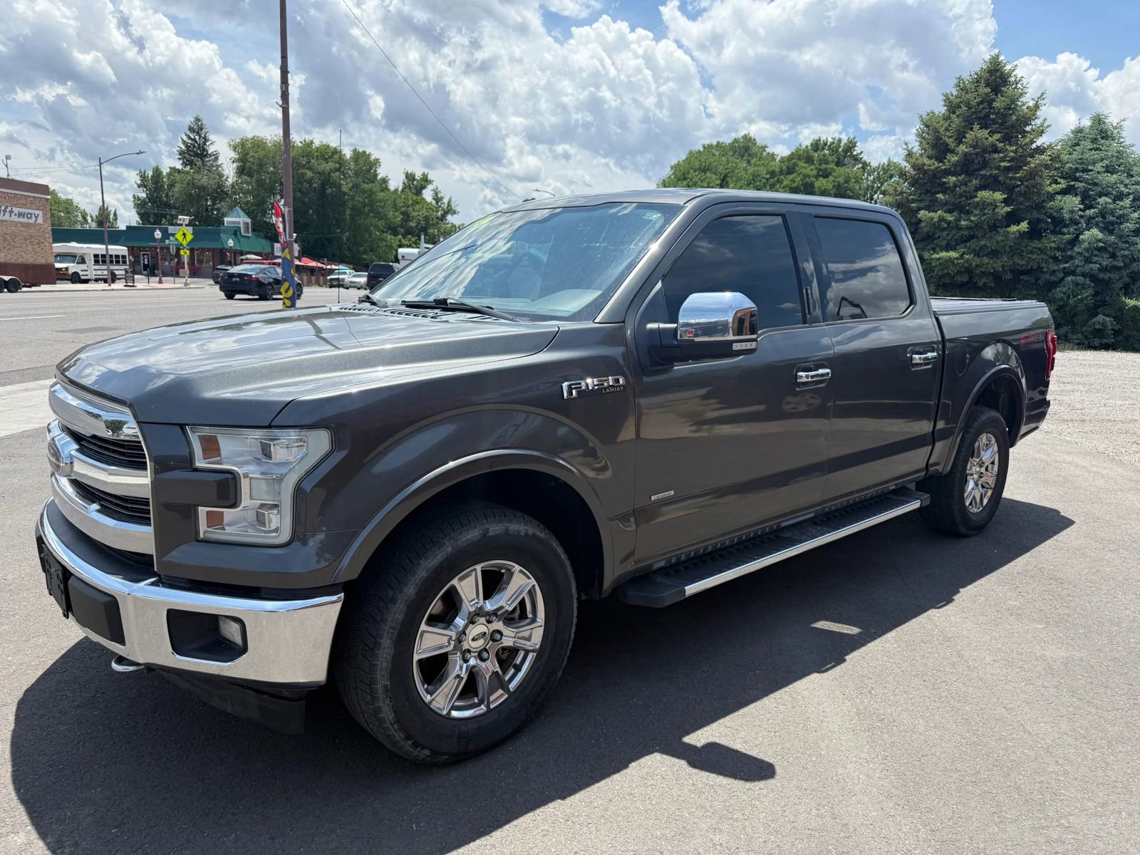 Used 2017 Ford F150 Lariat w/ Equipment Group 502A Luxury