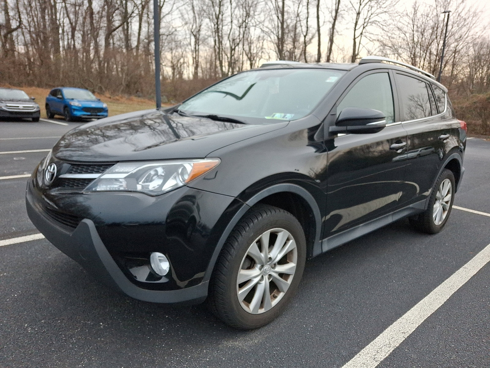 Used 2015 Toyota RAV4 Limited image 3