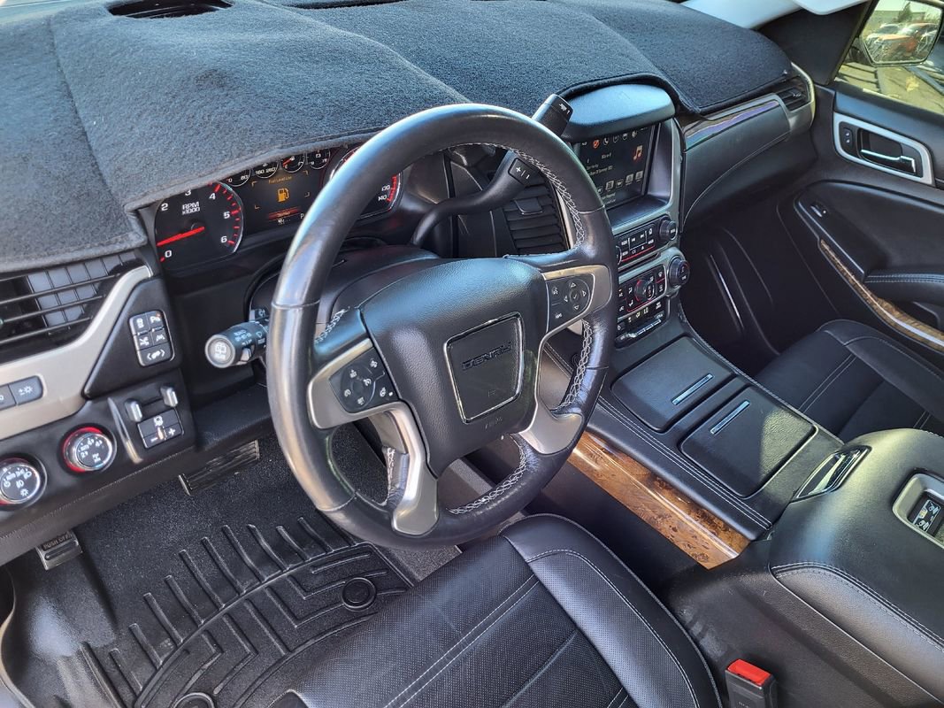 Used 2016 GMC Yukon XL Denali w/ Open Road Package image 16