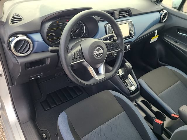 New 2025 Nissan Versa SV w/ Trunk Package FWD image 12